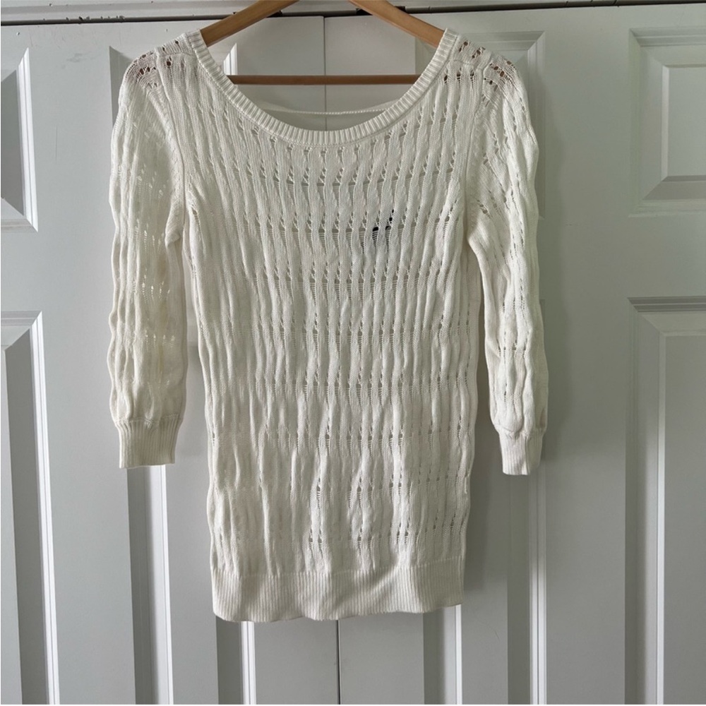 ⭐️ WHBM White Crew Neck Sweater with Knitted Texture